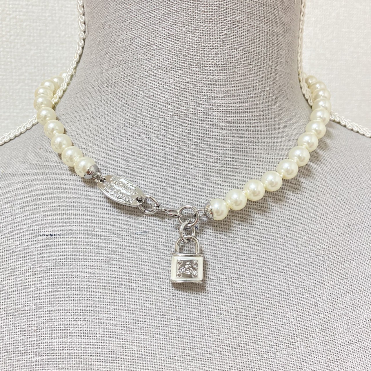 Vivienne Westwood Necklace Padlock Pearl Silver White 40cm w/drawstring NO BOX