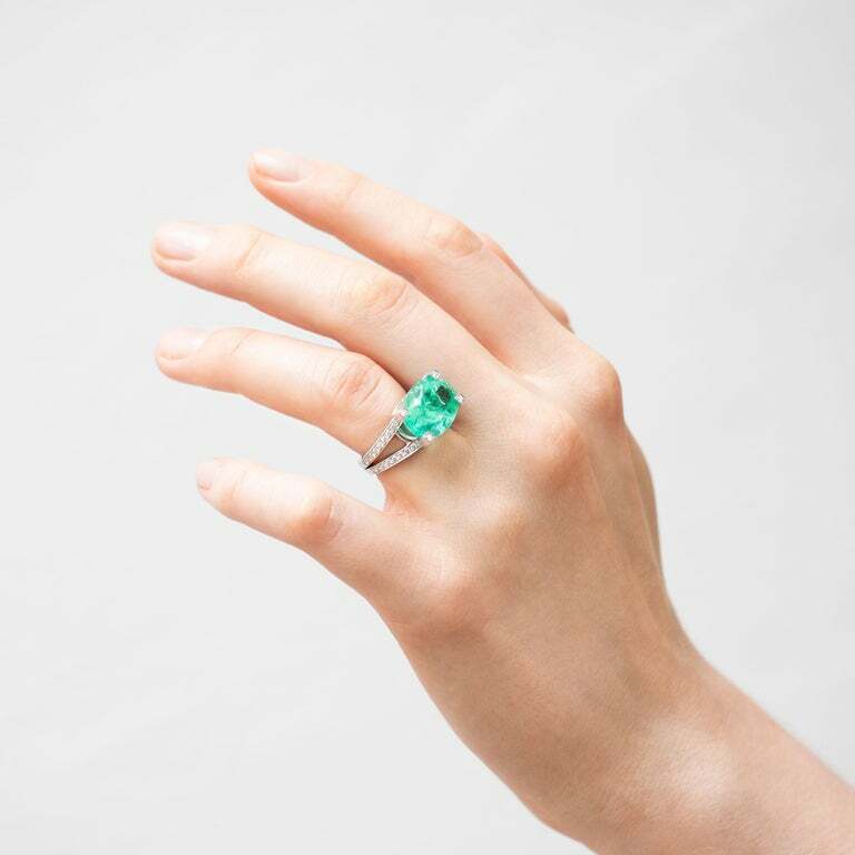 Stunning 11.75 Carat Schullin Neon Blue-Green Paraiba Tourmaline Solitaire Ring