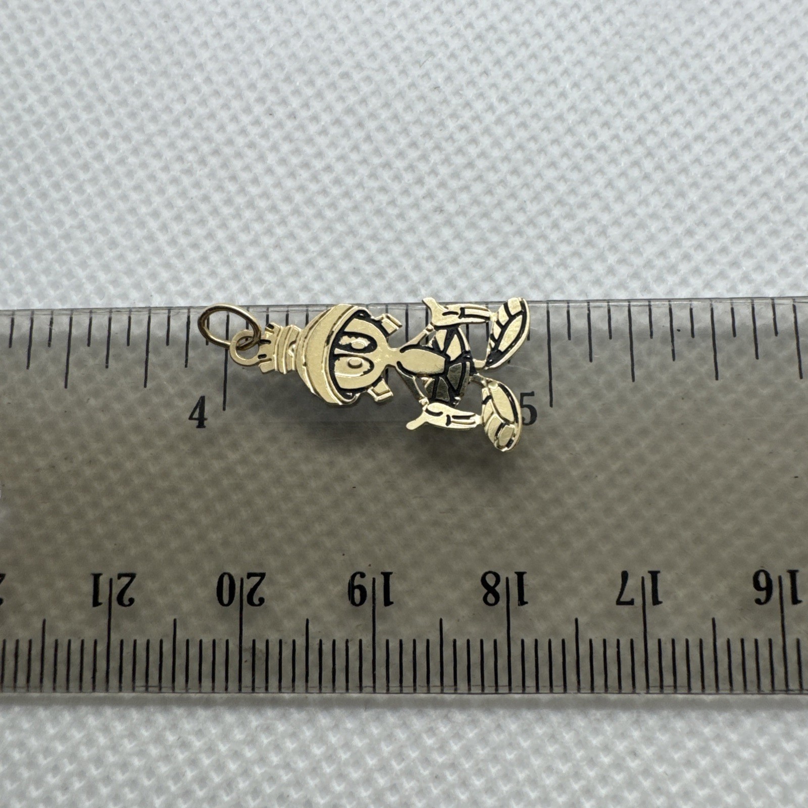 MA 14K Yellow Gold Fine Jewelry Warner Bros Marvin The Martian Pendant