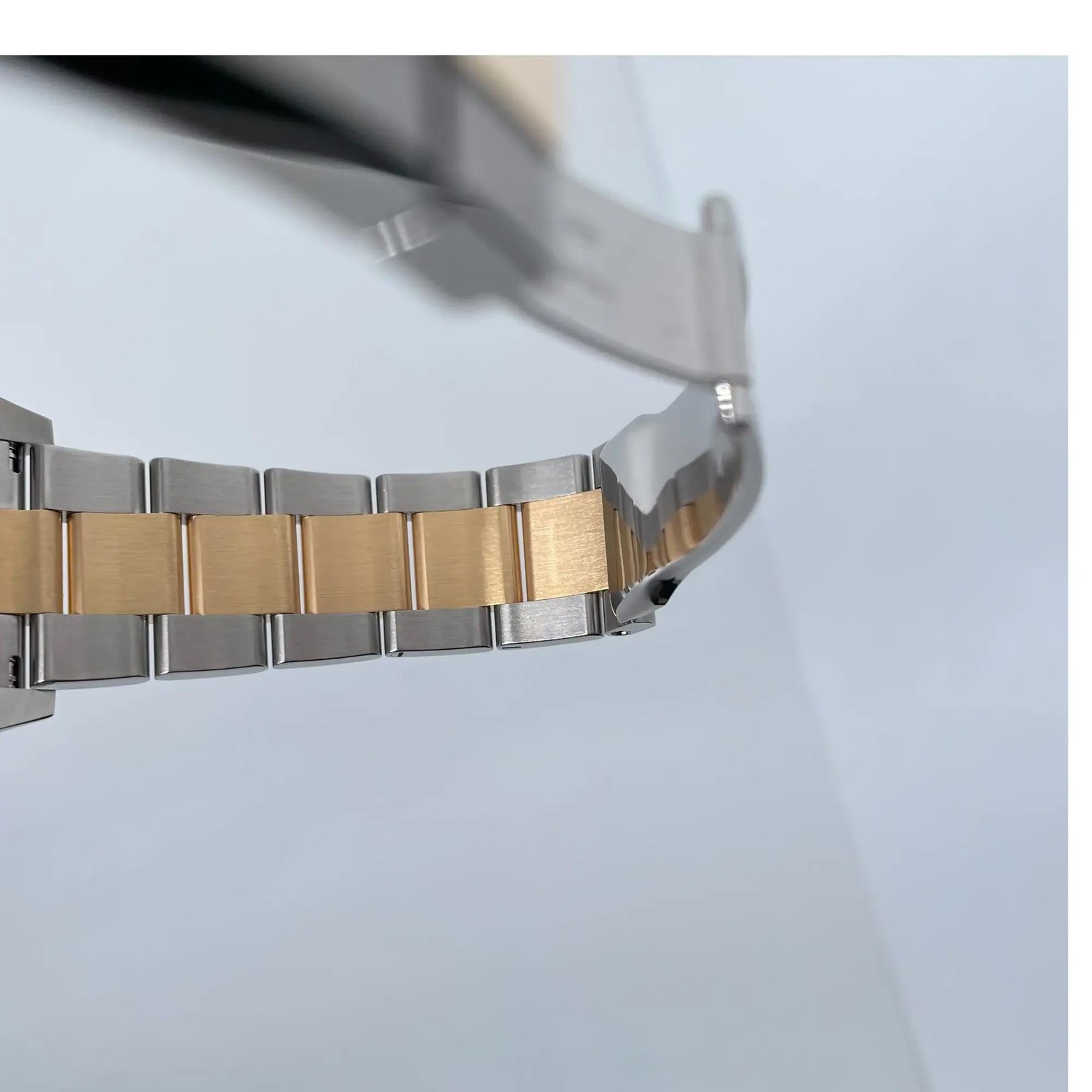 2024 New Rolex 336933 Sky-Dweller Black Dial 18K Yellow Gold Steel Oyster Watch