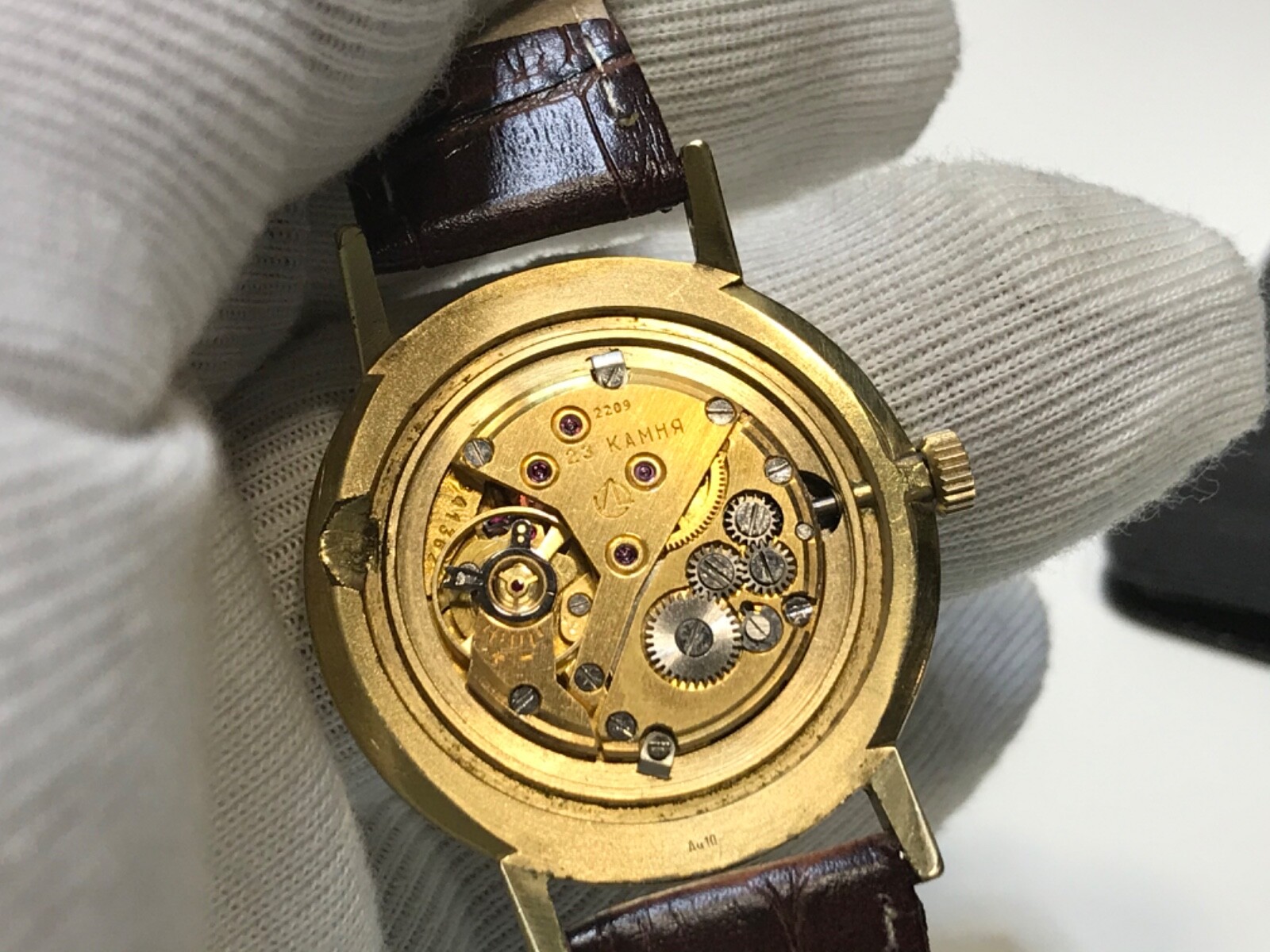 Vintage Luch Ultra Slim Retro USSR Fashion Dress watch Mechanical 2209 23J Au10.