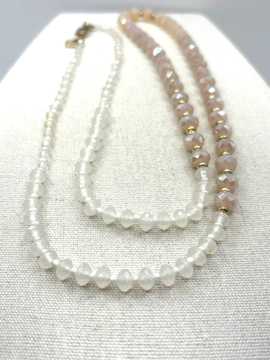 Banana Republic Champagne Cream White And Gold Graduated Bead Necklace 30 Inch