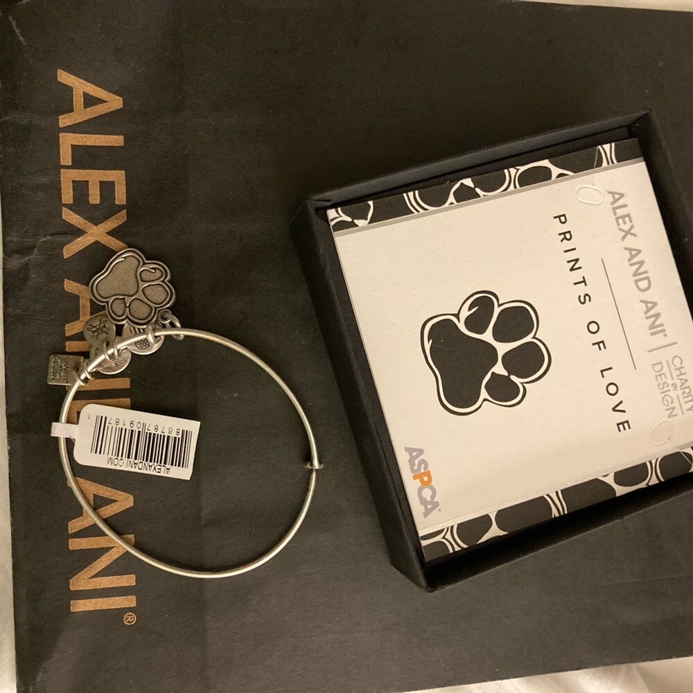 New Alex and Ani ASPCA paw bracelet from 2017. Comes with box, insert, bag