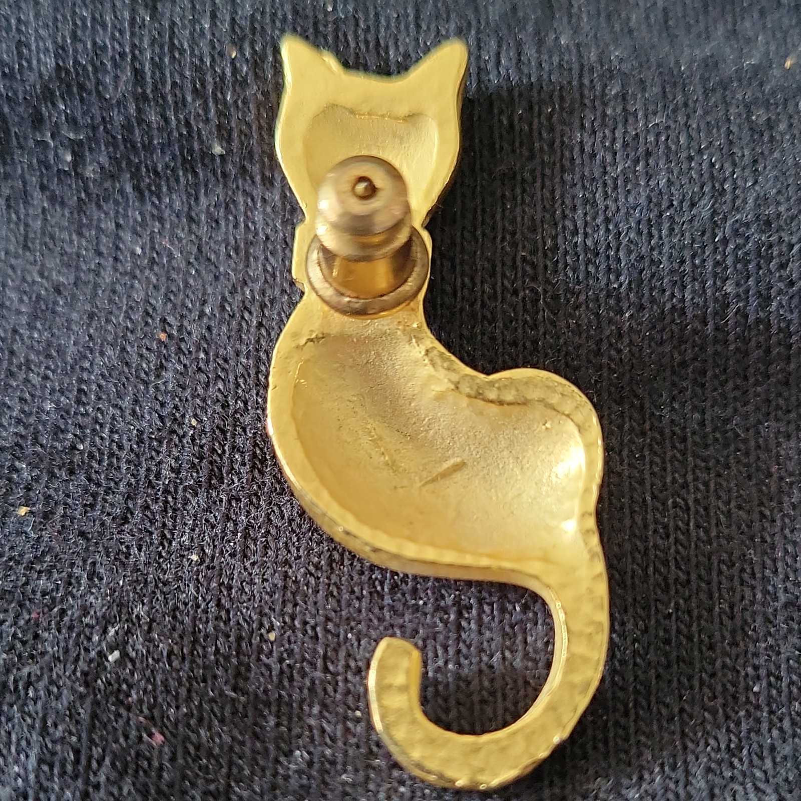 VTG MCM Cat Pin Crystal Collar 1.3” L Bright Gold Plated Clear Stones Lapel Tac