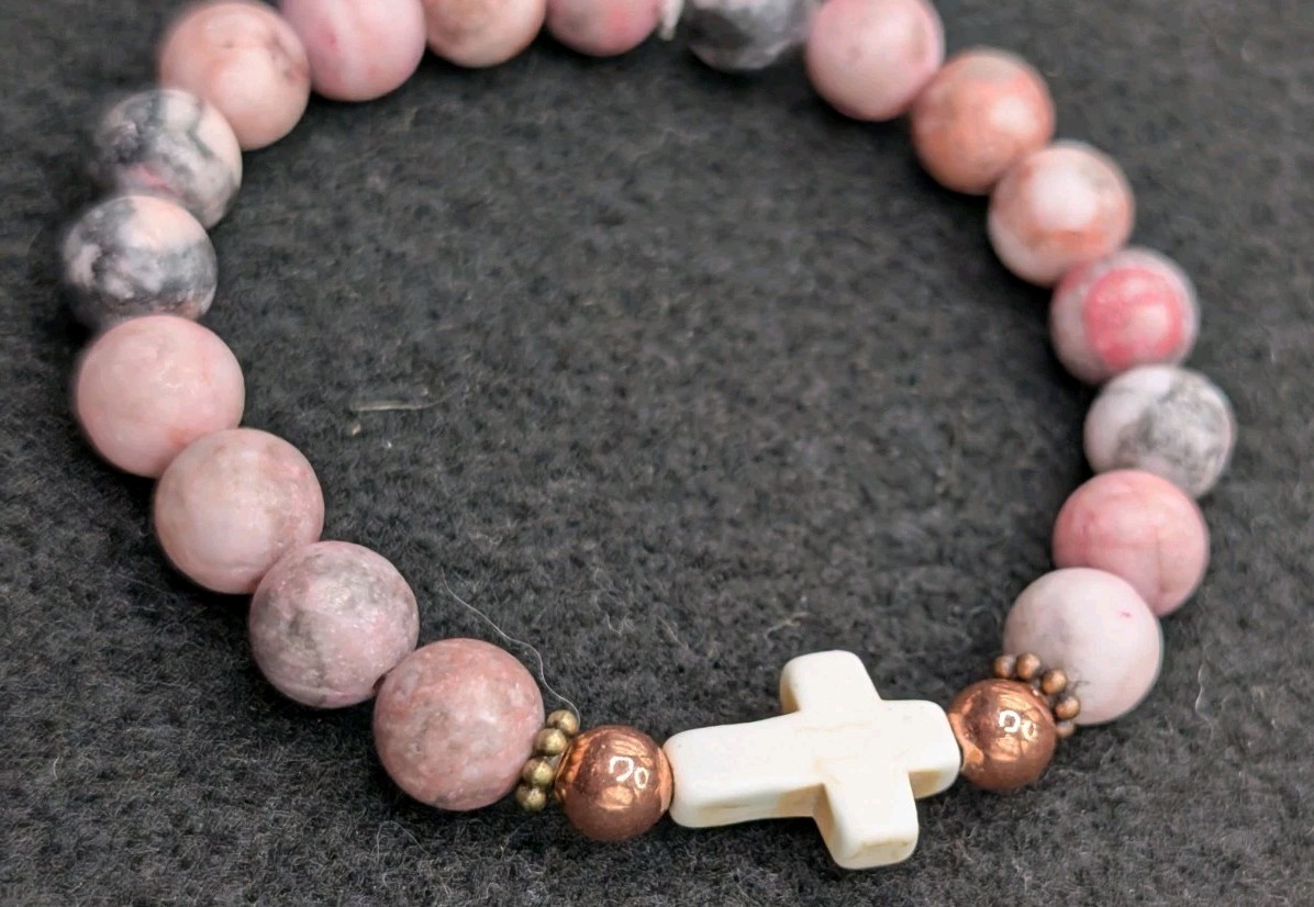Women’s Stylish Cross 8mm Faith Pink Beaded Stretch Bracelet (16cm) Small Wrist