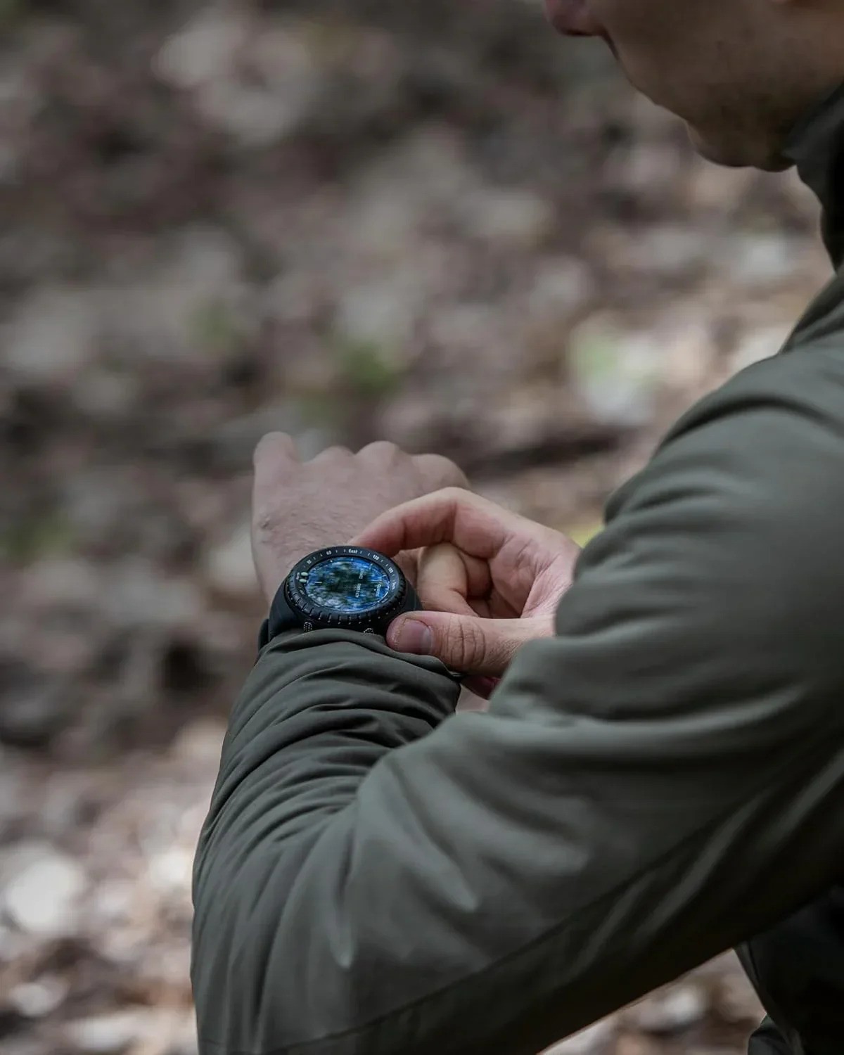 Suunto CORE CLASSIC Outdoor Sports Watch with Storm Alarm, Altimeter, Barometer