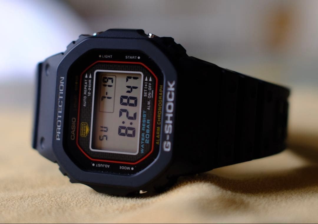 CASIO G-SHOCK DW-5000R-1AJF