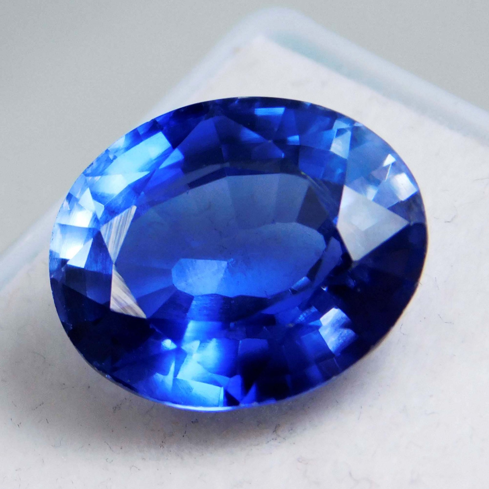 CERTIFIED Natural Unheated 11.80 Cts Blue Sapphire Oval Loose Gemstone