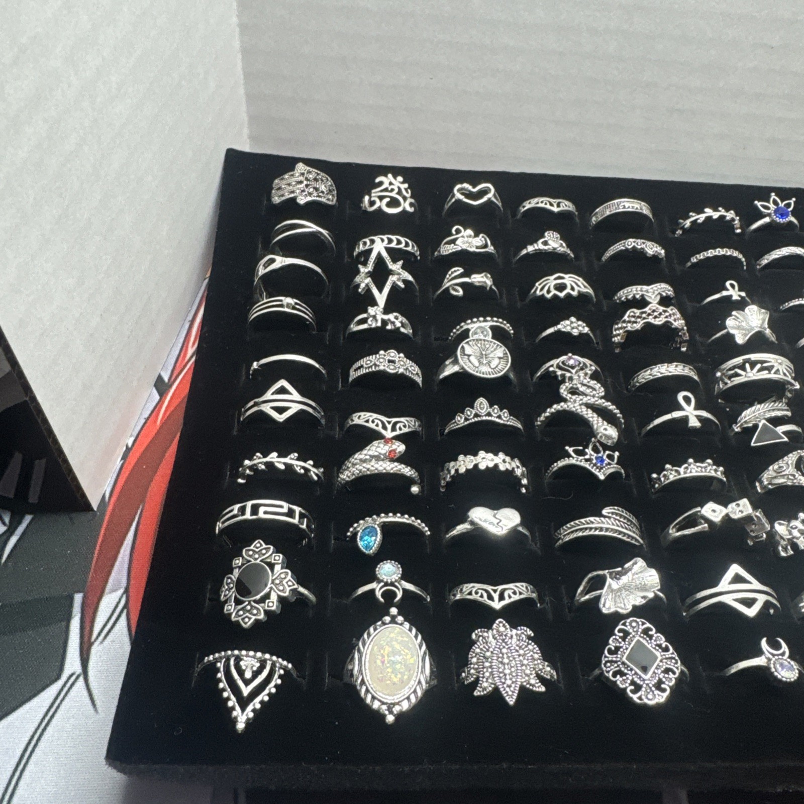 Lot Of 100 silver tone Rings sizes vary comes with tray included lot 1 m3