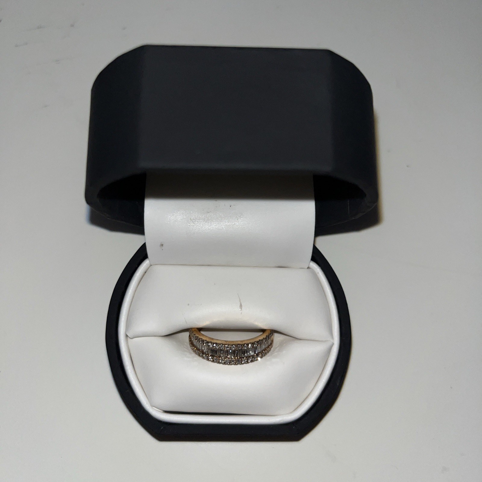 Women’s CT.T.W. 10K Yellow Gold Wedding/Engagement Band – SIZE 7