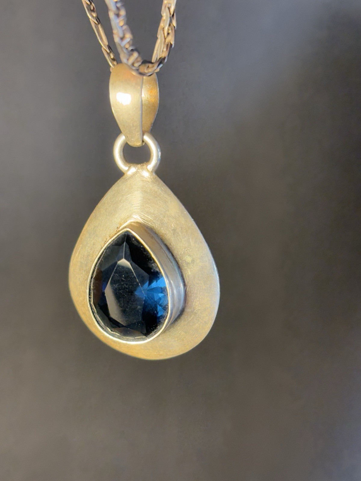 Vintage Royal Blue Teardrop Silver Pendant (pendant only)