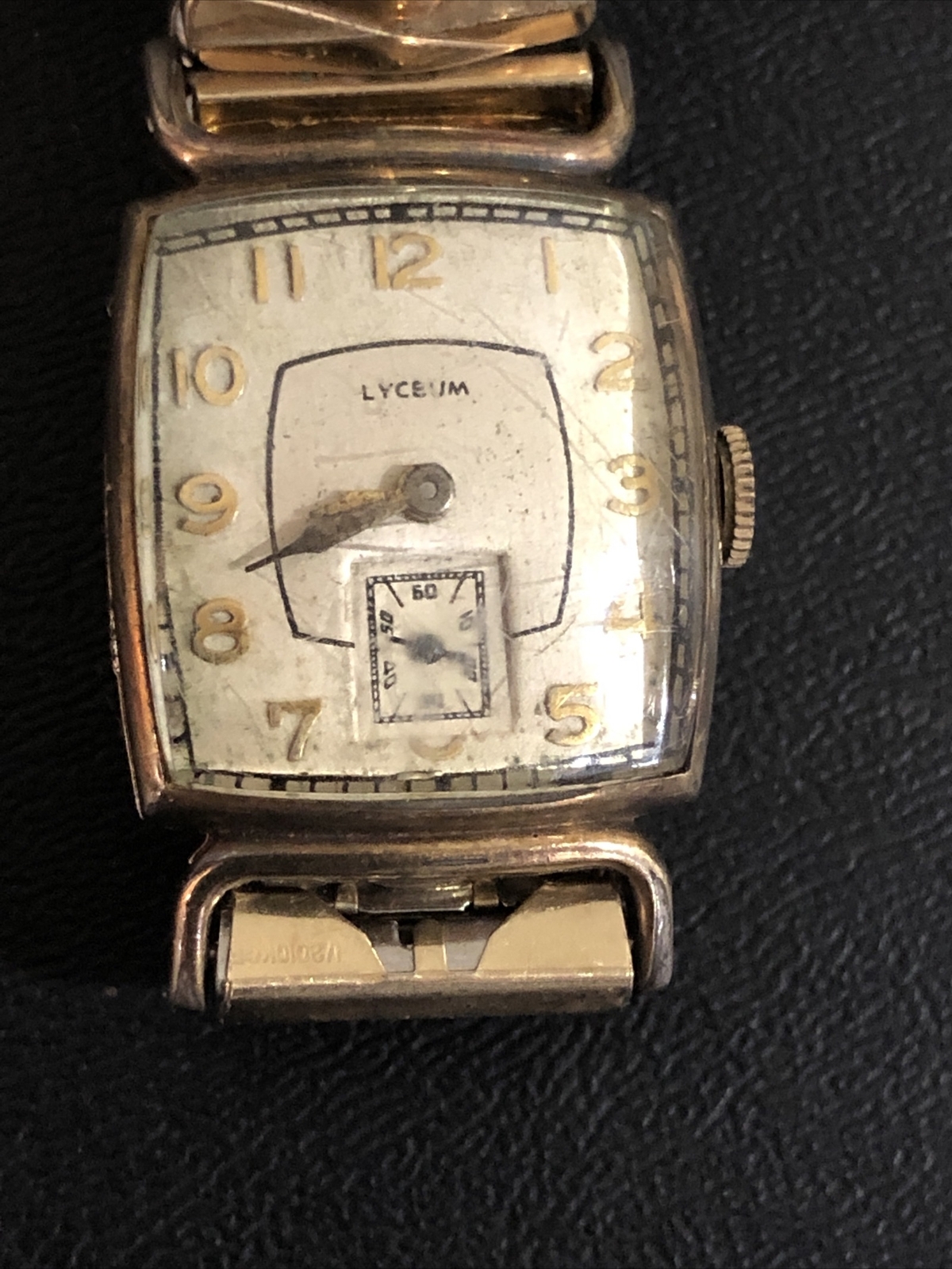 Vintage Lyceum Watch 10K Gold-Filled Curvex 17 Jewels Swiss Deco Nice ***RUNS***