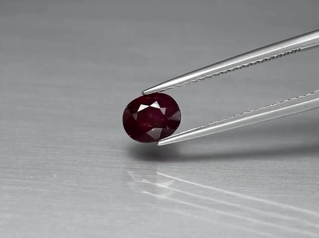 RUBY 1.31 ct Red Oval 6.5×5.4×4.3 mm Natural Untreated Unheated from Madagascar