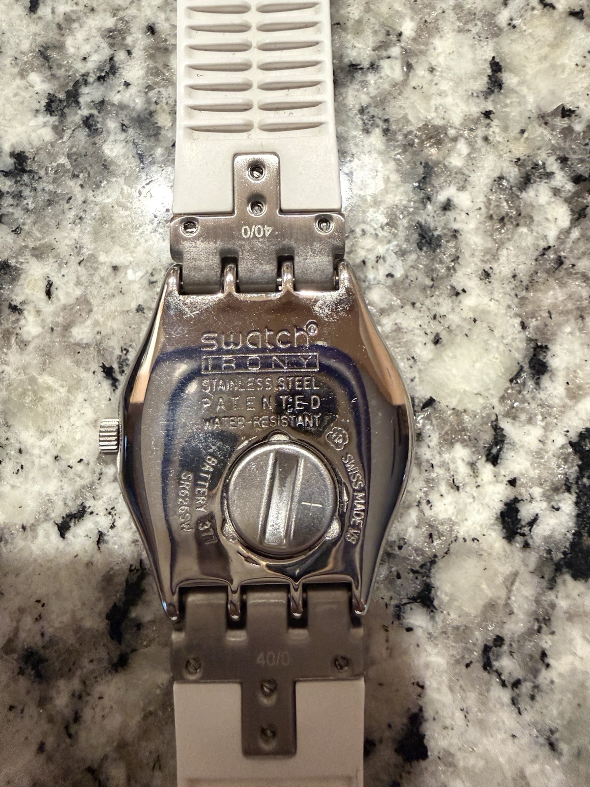 Swatch Irony Women’s Swiss Quartz Date Watch Silver Dial White Rubber Strap Box