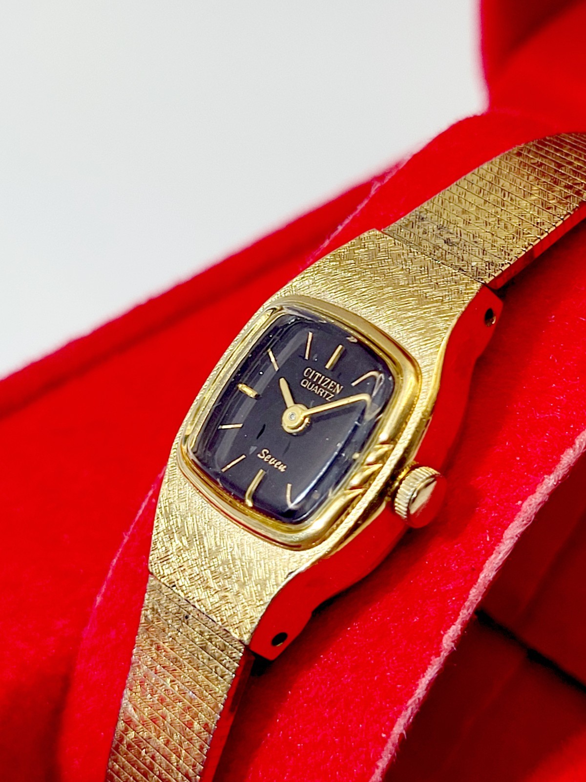 Rare [N. MINT] 1981 16mm Citizen Seven Vintage Quartz Women’s Watch Japan Made