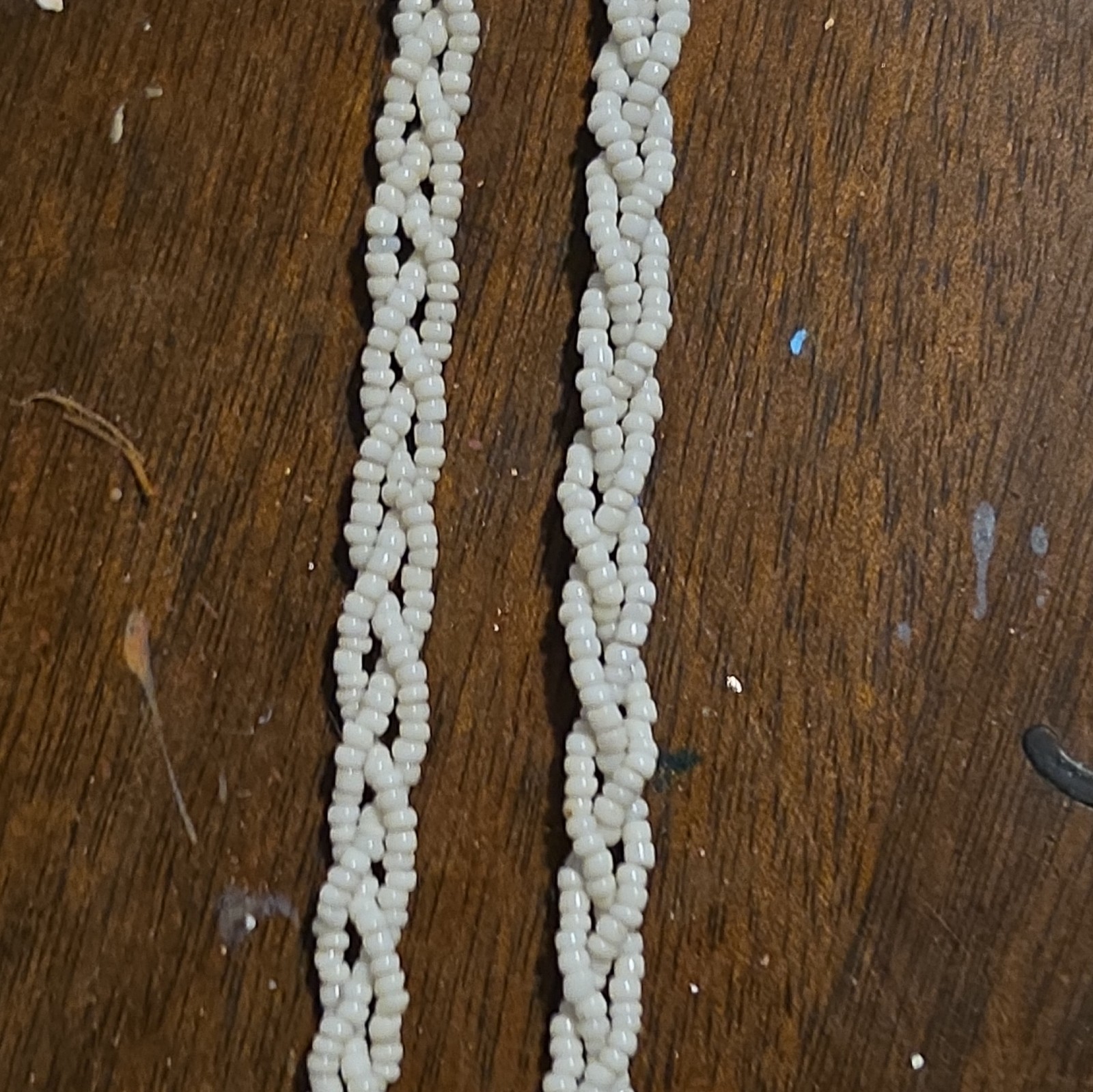 Lot of 3 Necklaces Gold Tone Curb Chain Lobster, White & Tan Beaded Strands