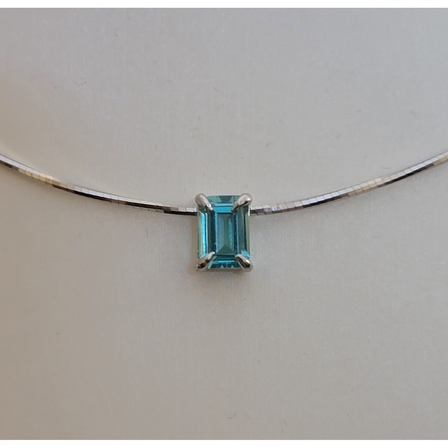 Neon Blue YAG Sterling Silver Solitaire Necklace Gift Box 925 Silver NWTs