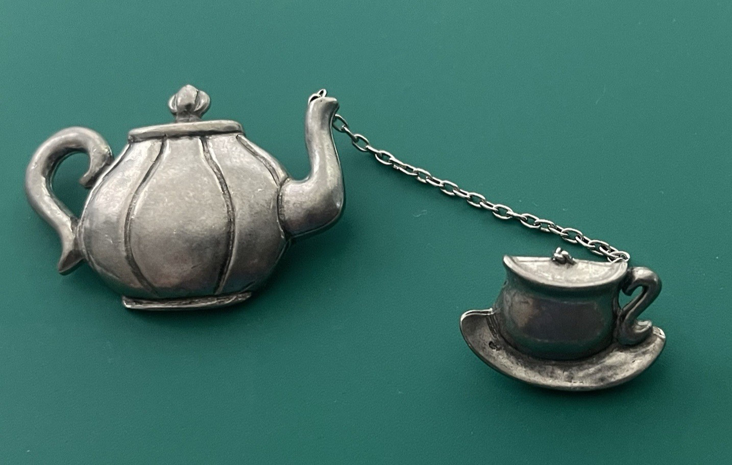 Vintage 1991 Pewter Teapot and Teacup Brooch Seagull Pewter Canada