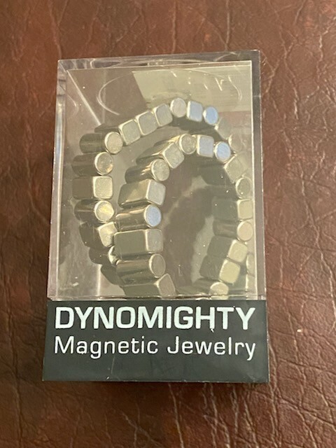 DYNOMIGHTY Magnetic Adjustable Theraputic Bracelet Maximum 9.5 Inches