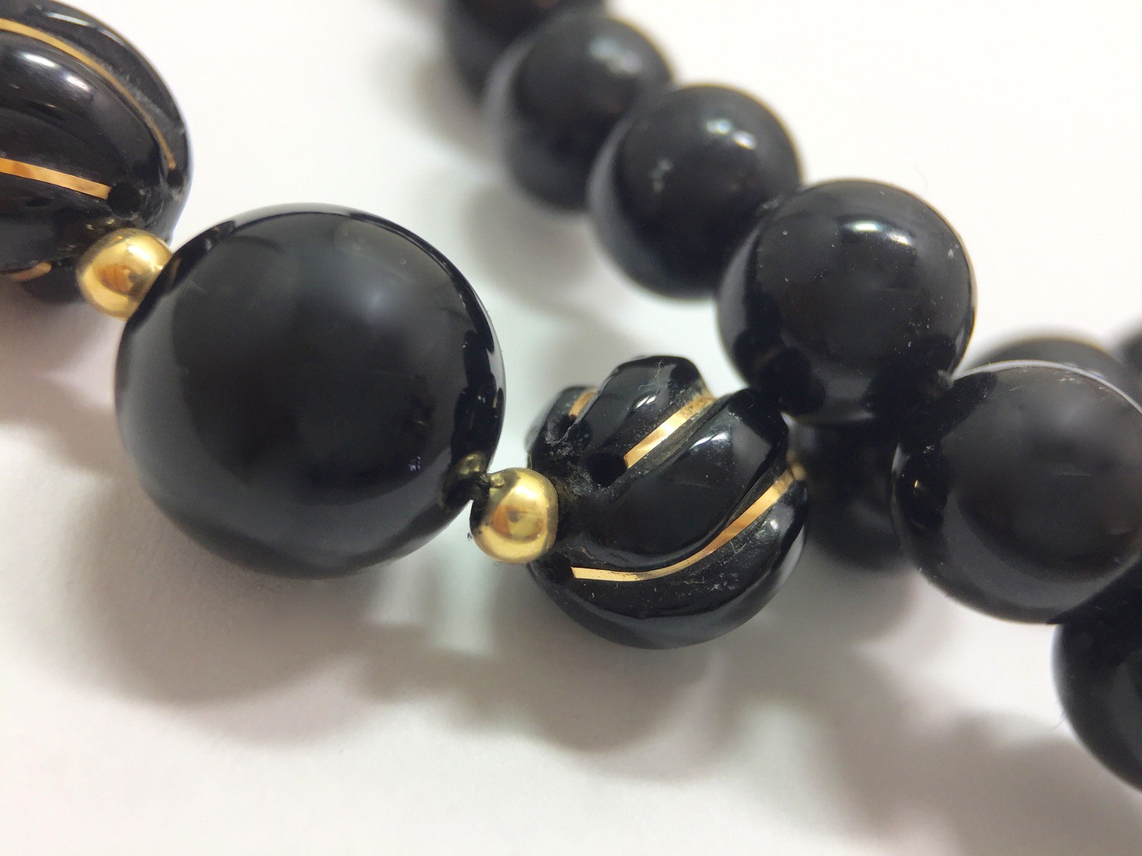 Vintage Estate Black Onyx Beaded Strand String Necklace 31 In Opera Length FMGE