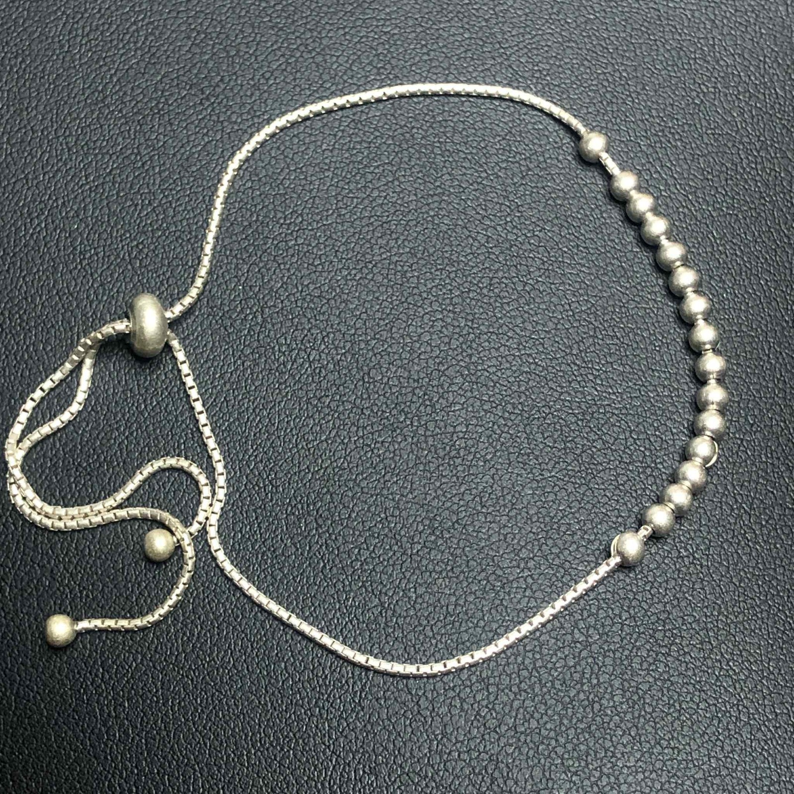 8367 Sterling 925 Round Bead bracelet 3grams adjustable