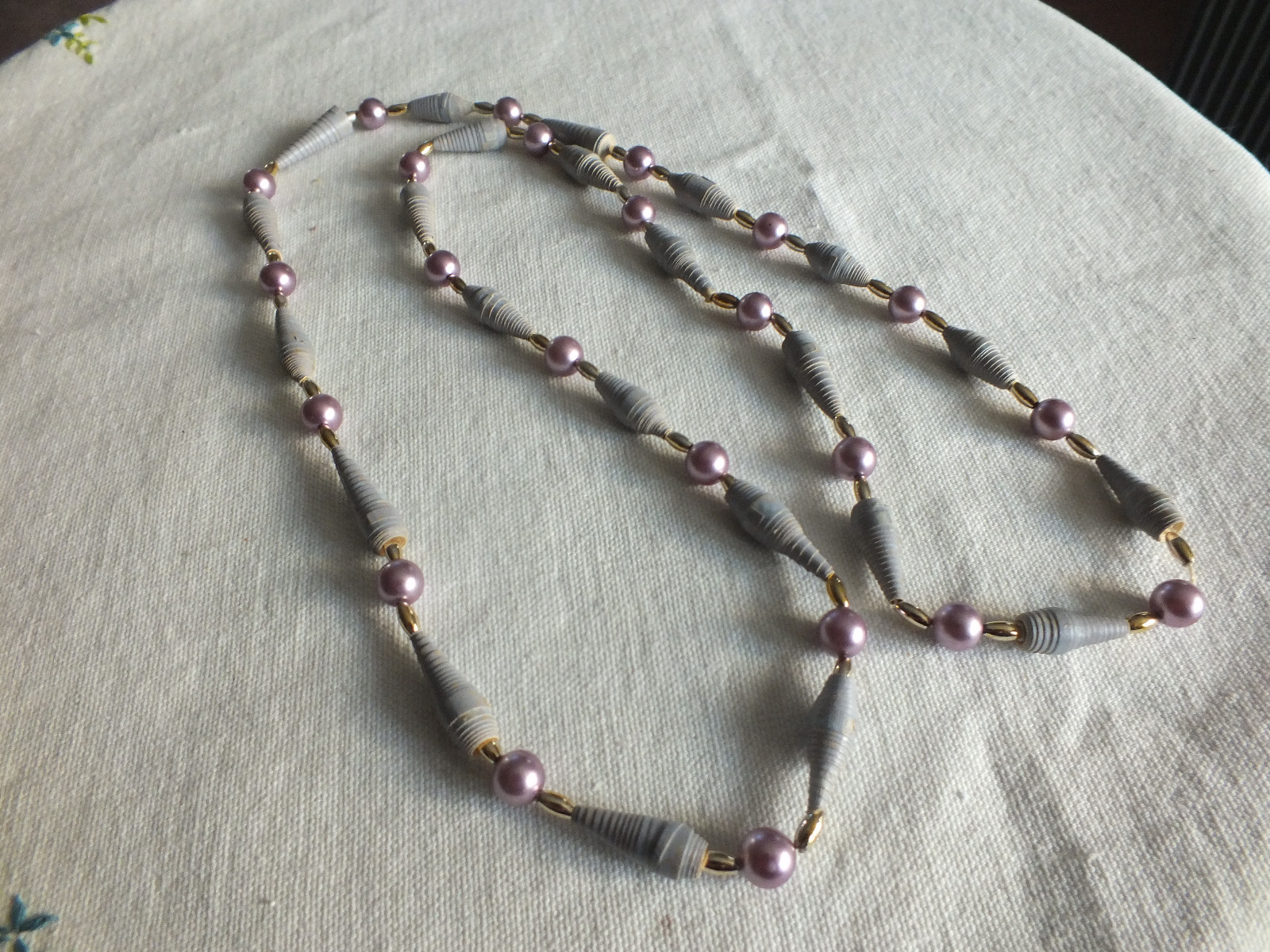 Beautiful Necklace Gold Tone Lavander & Blue Paper Beads 32″ UNIQUE