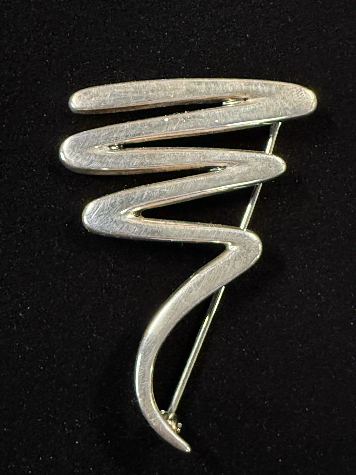 Paloma Picasso Tiffany & Co .925 Zig Zag Pin Brooch W/Bag Item #490