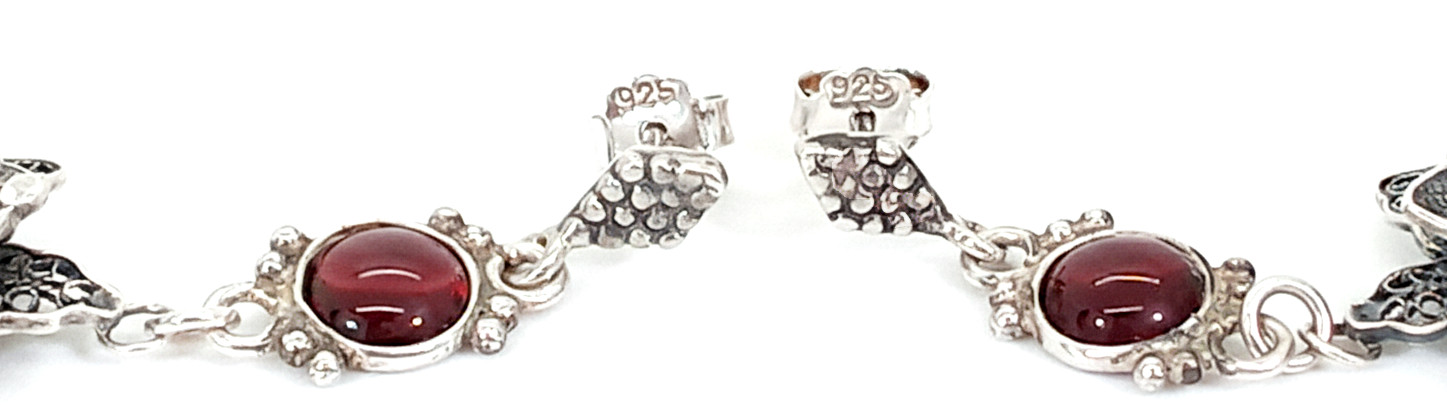 Vintage 925 Sterling Silver Garnet 3D Filigree Floral Necklace & Earrings Set