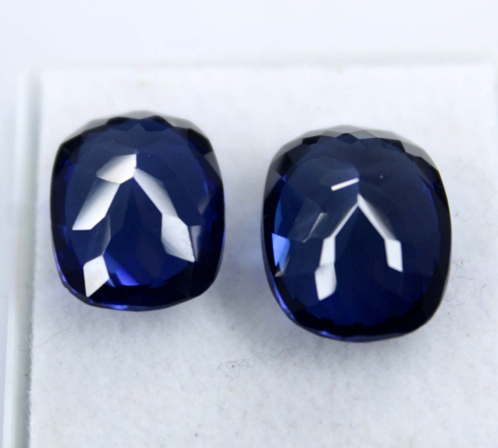 17.50 Ct Natural Kashmiri Blue Sapphire Cushion Certified Loose Gemstone Pair