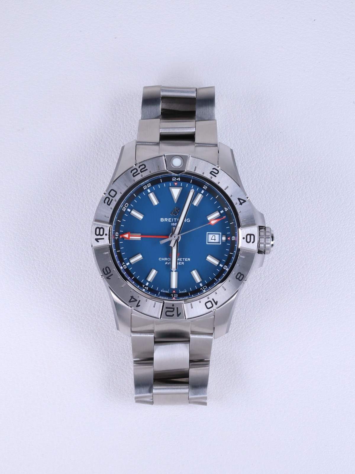 Breitling Avenger Automatic GMT 44 A32320101C1A1 44mm Blue Dial