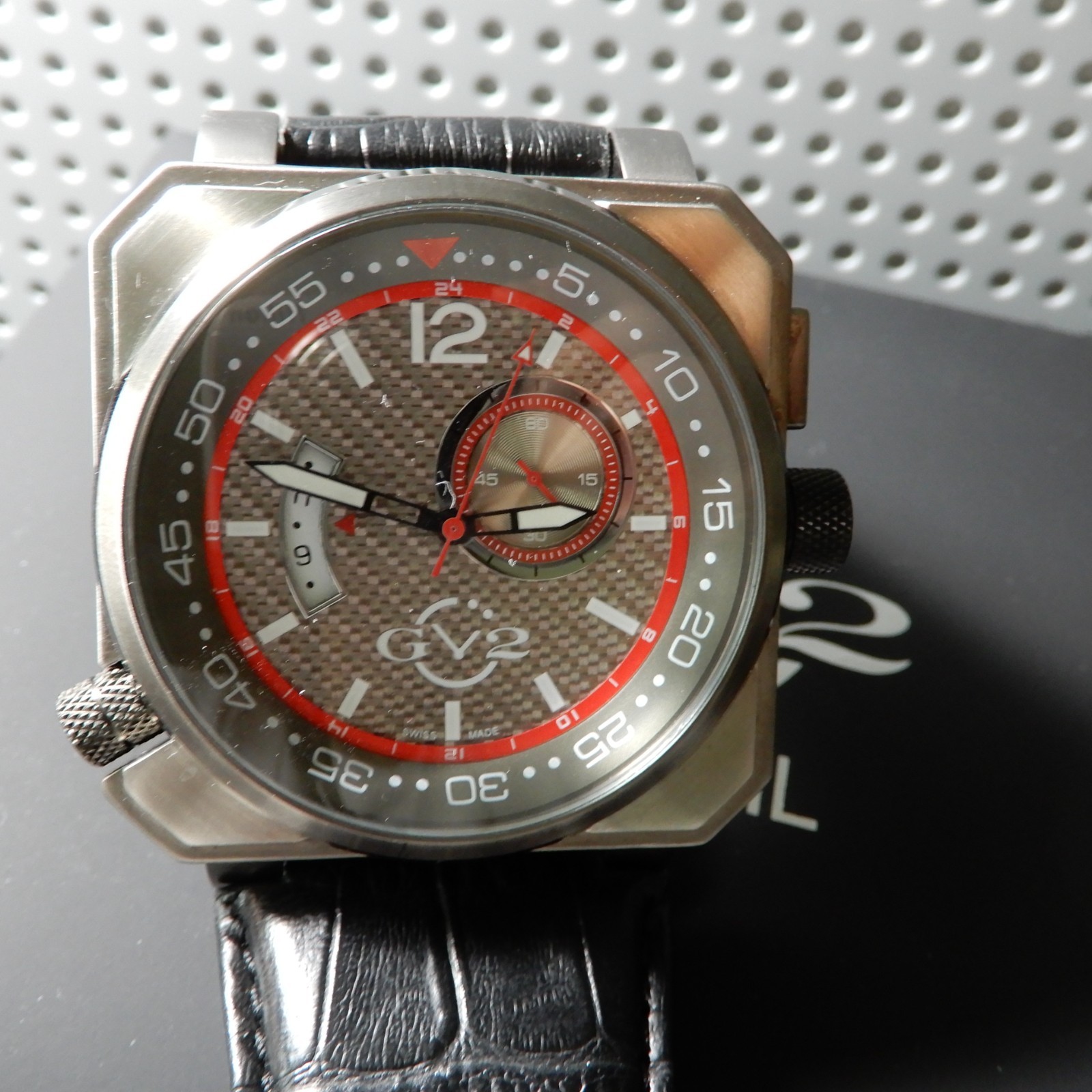New Demo! GV2 XO SUBMARINE-GMT-Gunmetal & Red Dial-SWISS QUARTZ /WILL NOT LAST!