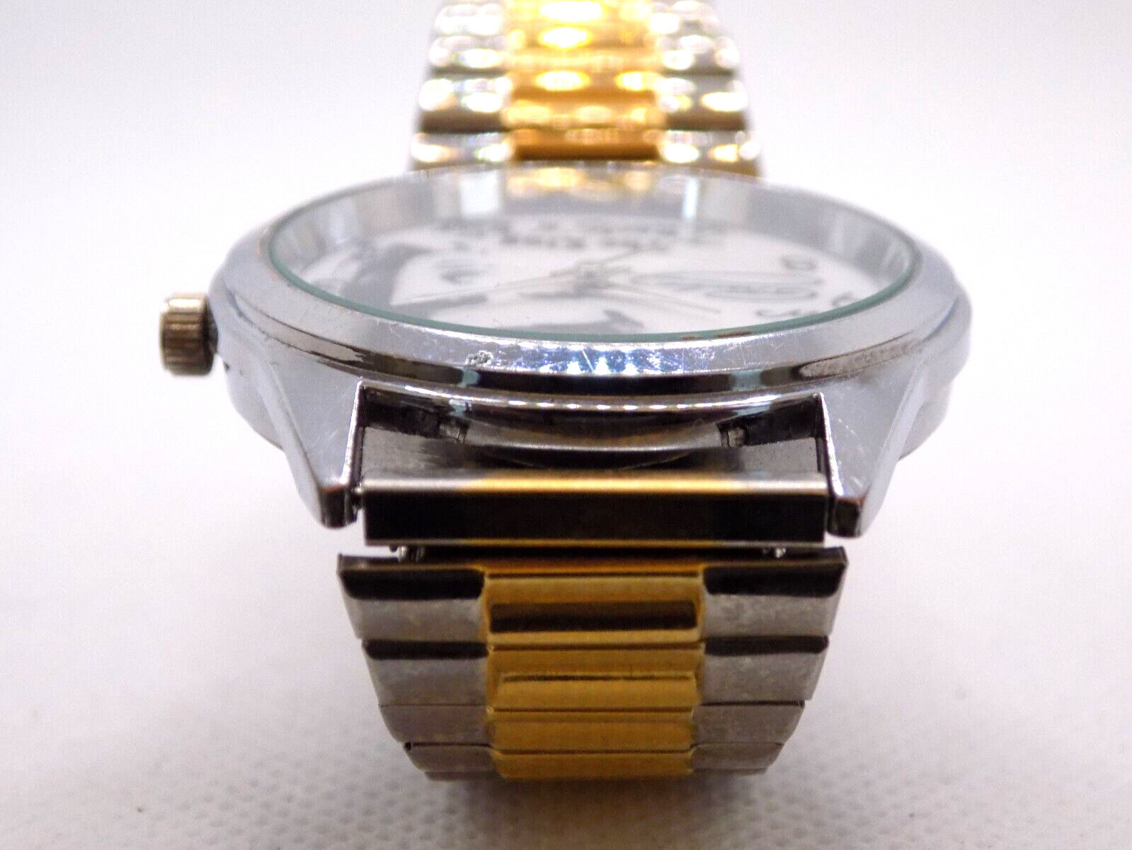 Vintage ELVIS PRASLEY The King of Rock’n Roll Stretch Band Flexible Strap Watch