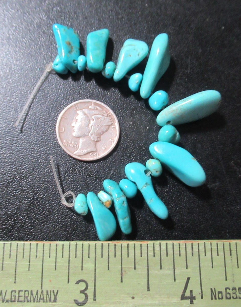 9 KINGMAN TURQUOISE PENDANTS 13mm to 17mm & 10 SM NUGGETS 5mm to 7mm 50tcw #888