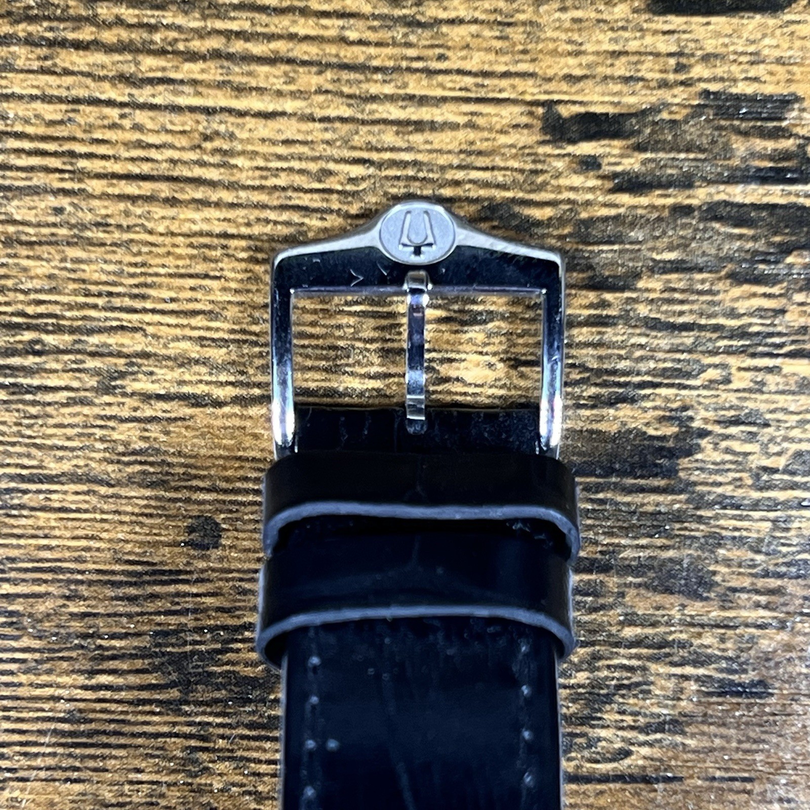 Bulova 96B104 Silver Men’s Dress Formal Classic Watch Leather Strap Bracelet