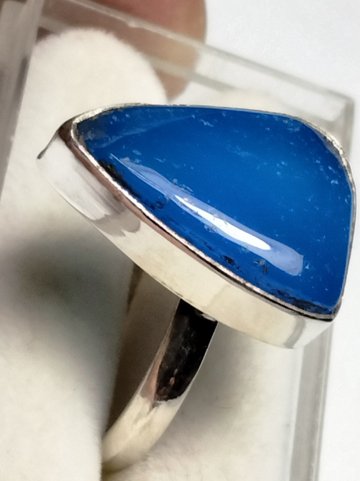 LUSCIOUS SEA BLUE CHALCEDONY IN STERLING SILVER.925 RING SIZE 8.75-9.0!