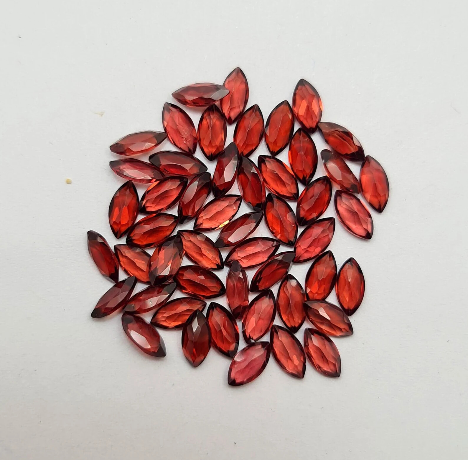 [WHOLESALE] NATURAL GARNET FACETED MARQUISE SHAPE LOOSE GEMSTONE