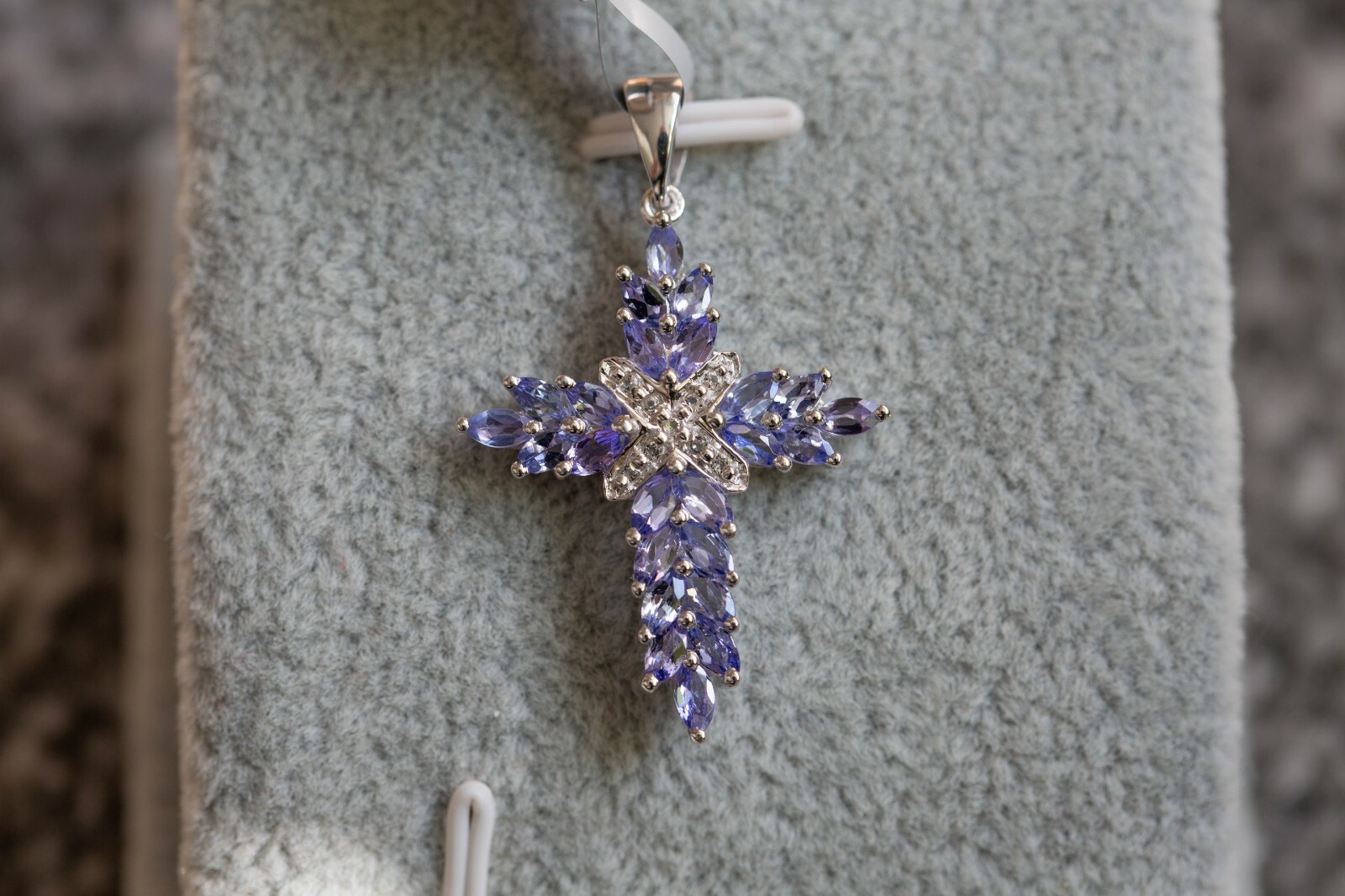AA Tanzanite & White Topaz Sterling Silver Pendant only