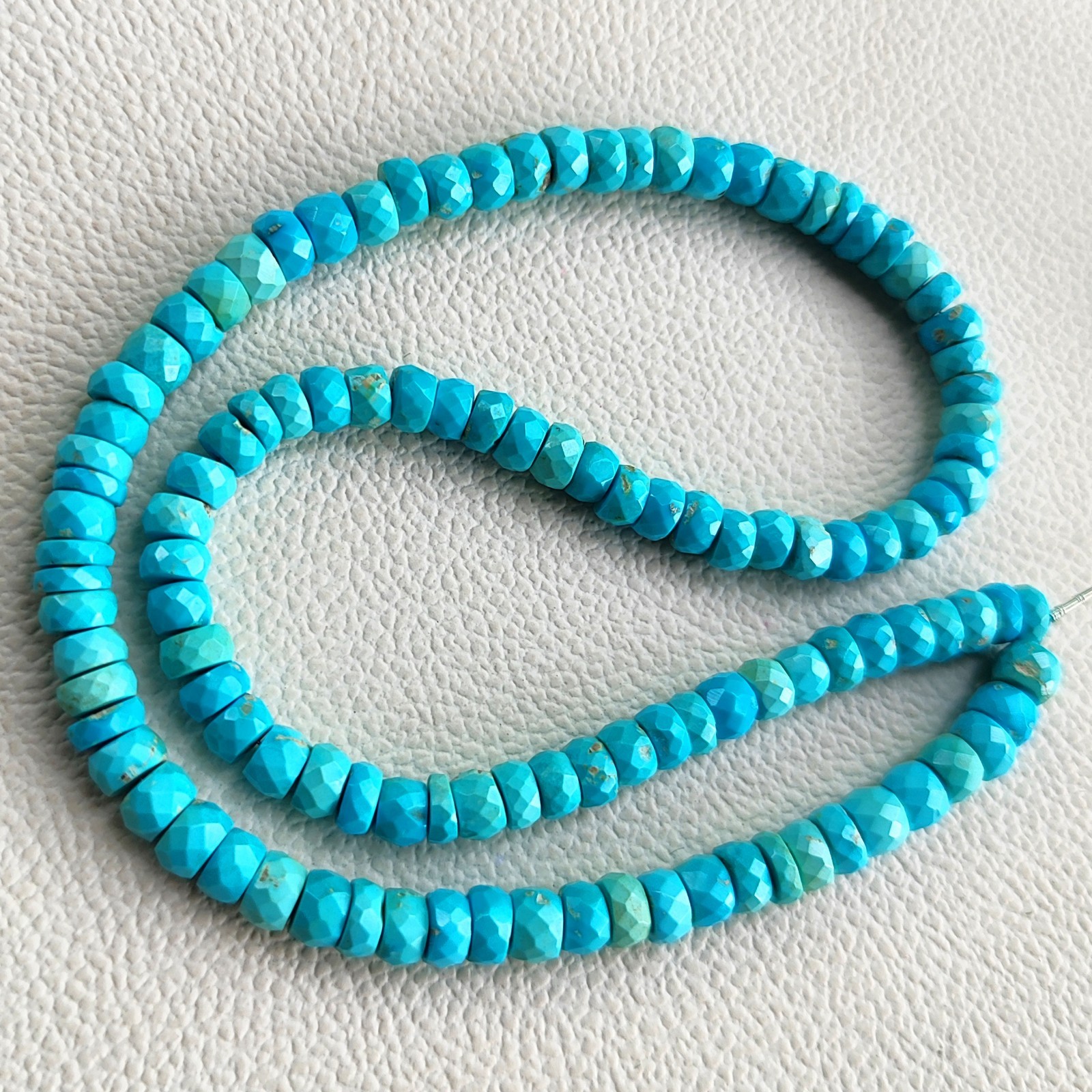 Arizona Turquoise Faceted Rondelle Beads 4-6mm Size 16″ Gemstone Strand