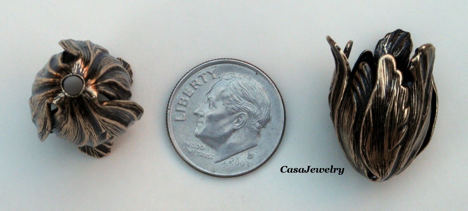 #4007 ANTIQUED GOLD TULIP BEAD CAP/WRAP W/BOTTOM HOLE – 2 Pc Lot