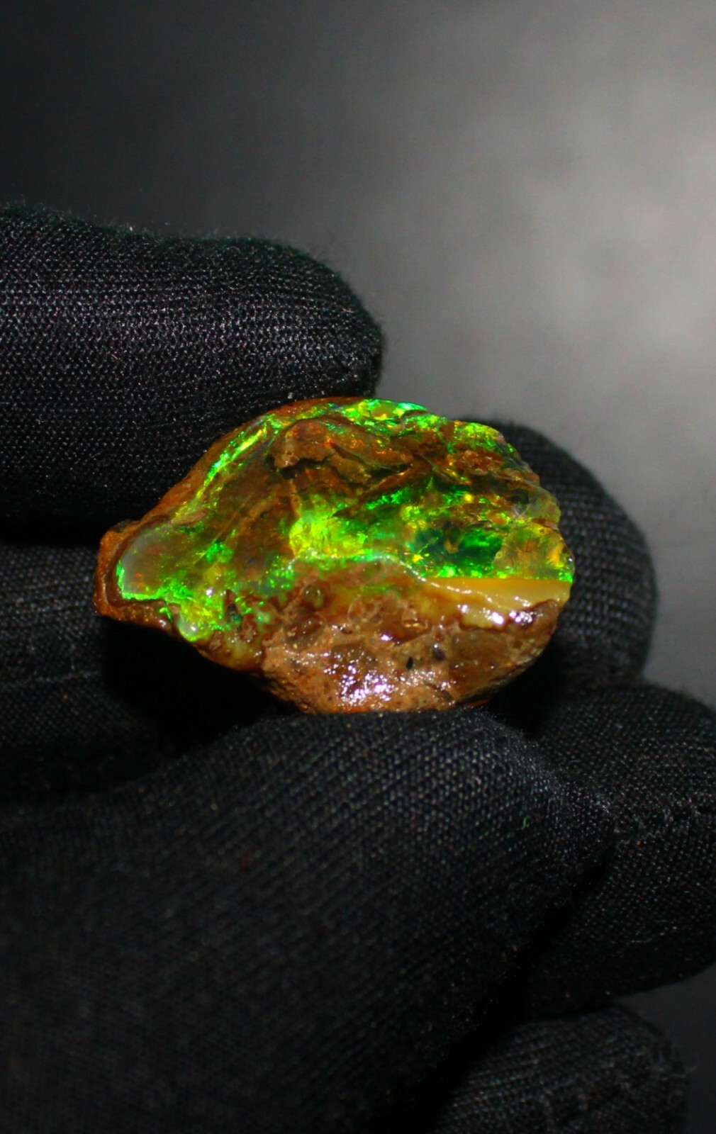 Opal Rough Stone, Natural Raw Opal, Crystal Fire Opal, Welo Fire Opal, 22.65 Ct