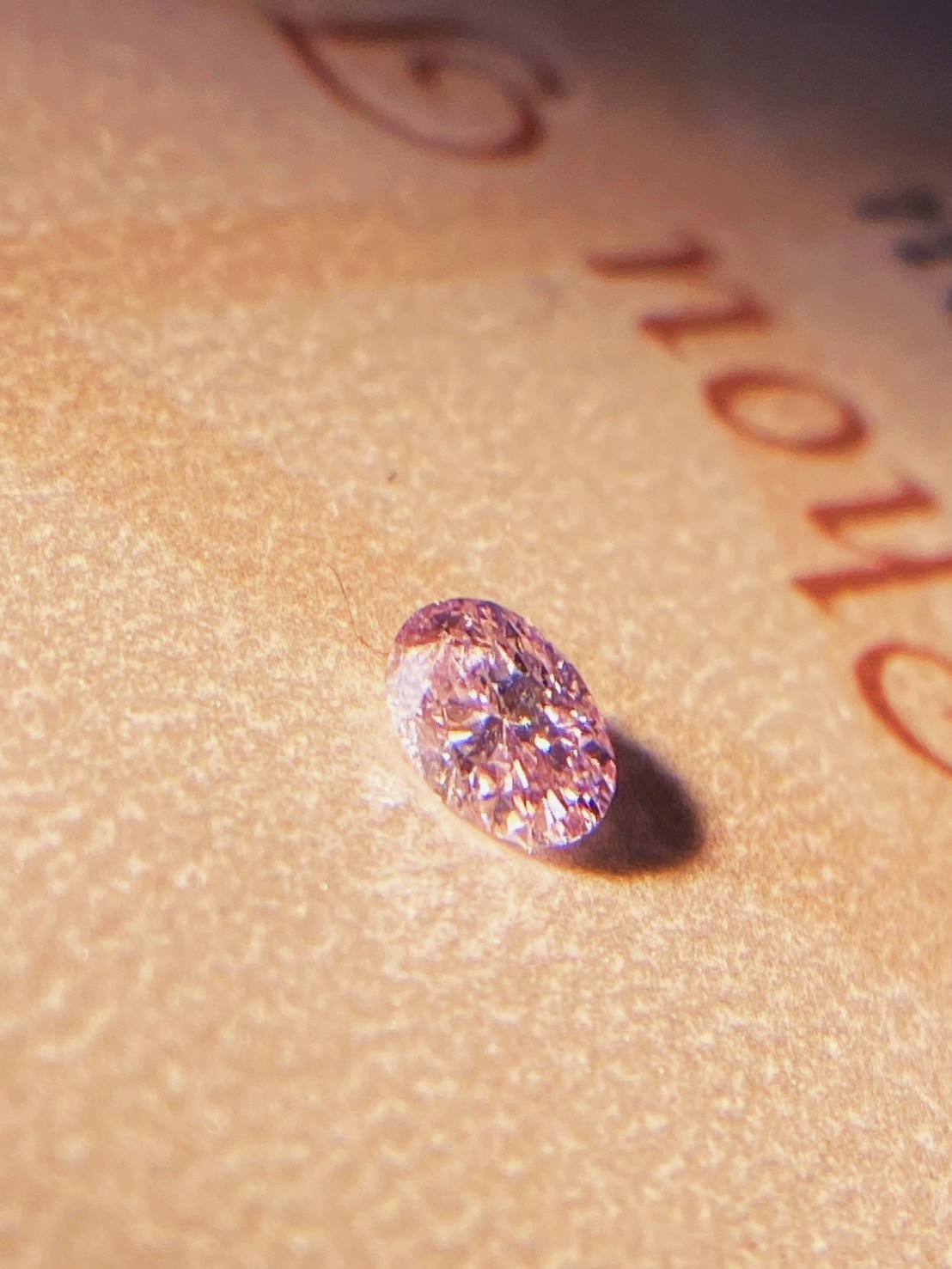 [jerseychou] Natural Fancy pink diamond 0.14 ct , Even, GIA