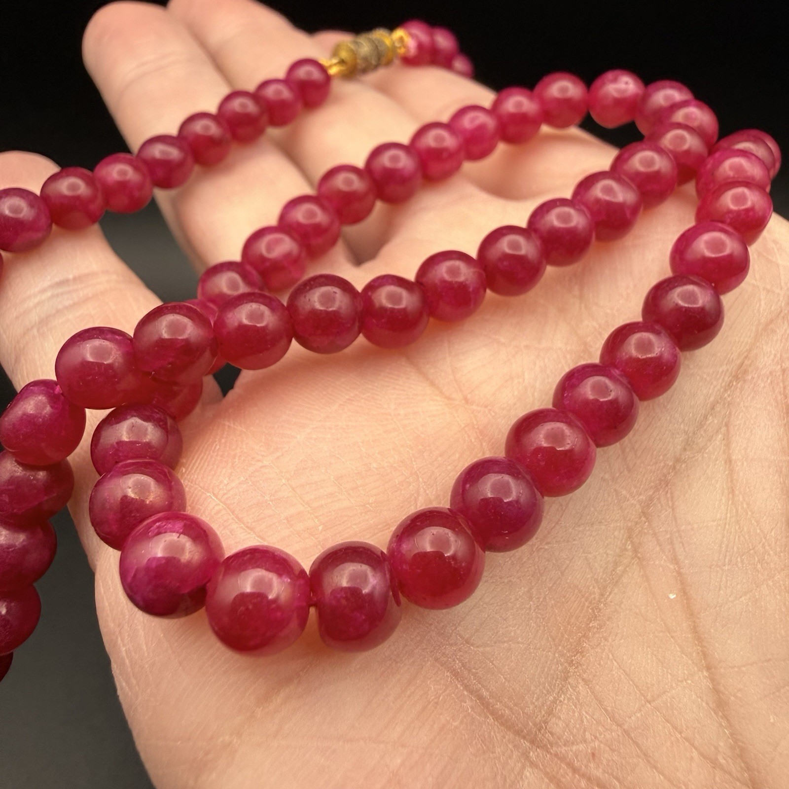 Vintage Raspberry Pink Dyed Jade Quartz Beaded Necklace Fuchsia 22″ Barrel Clasp