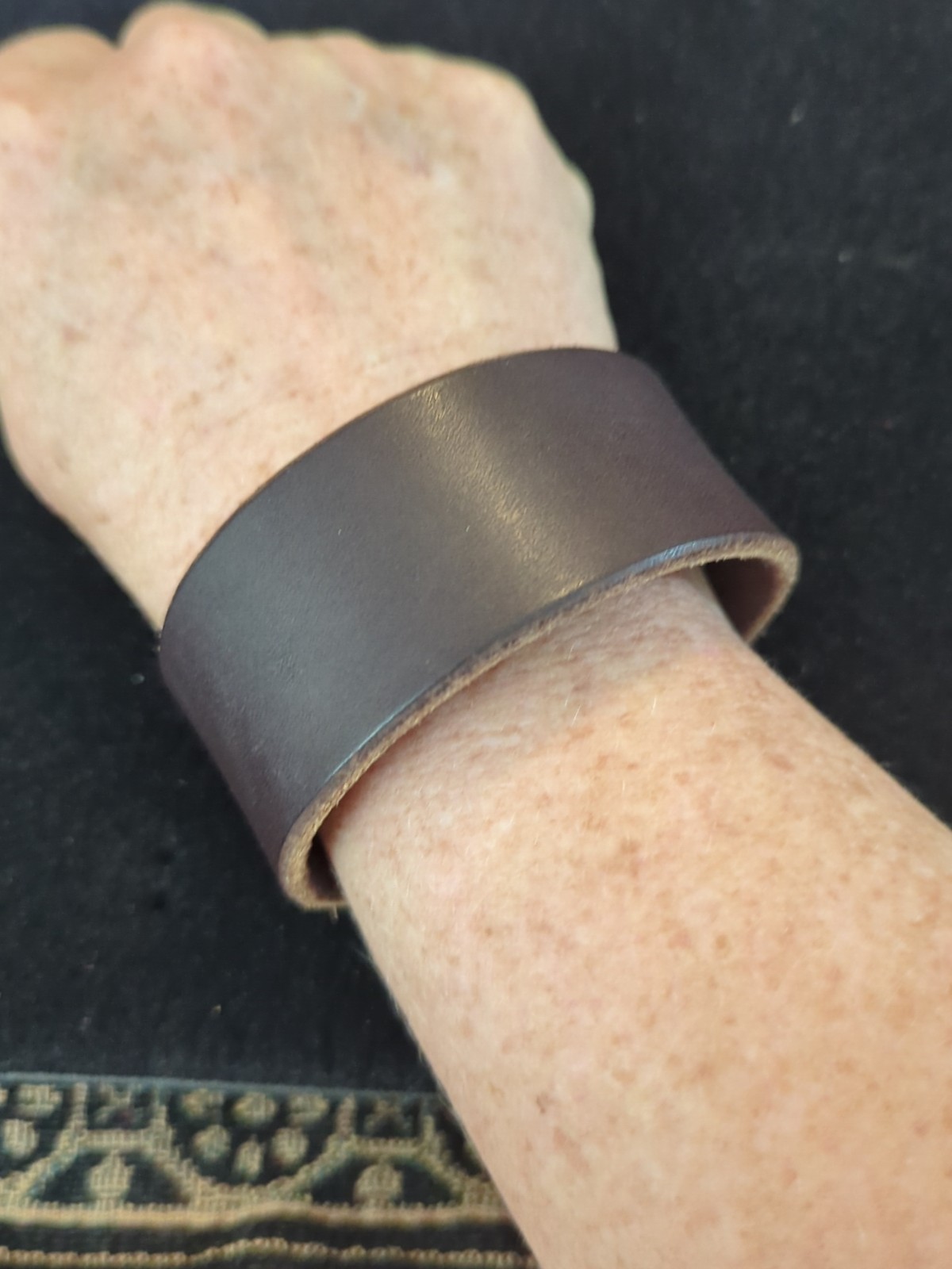 Dark Brown Leather Snap Button 9.5 Inch Bracelet Hand Made Simple No Pattern