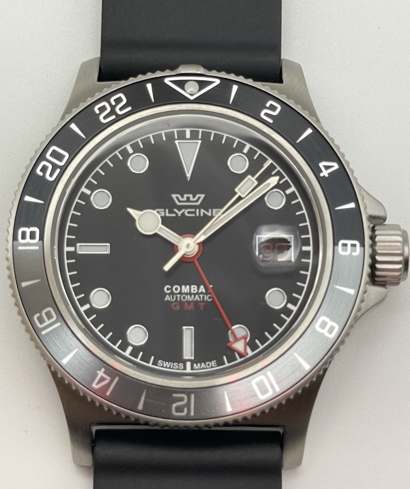 Glycine Combat Sub GMT GL0382 42mm Swiss Automatic Movement