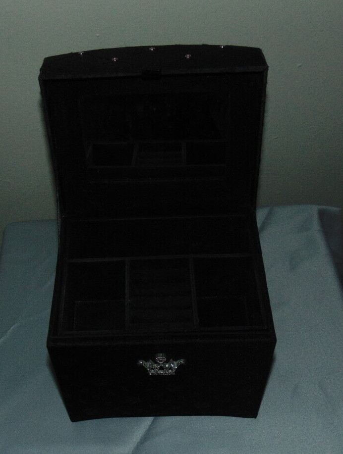 Mary Kay Exclusive Jewelry Box Black Velvet Lining Jeweled Crown