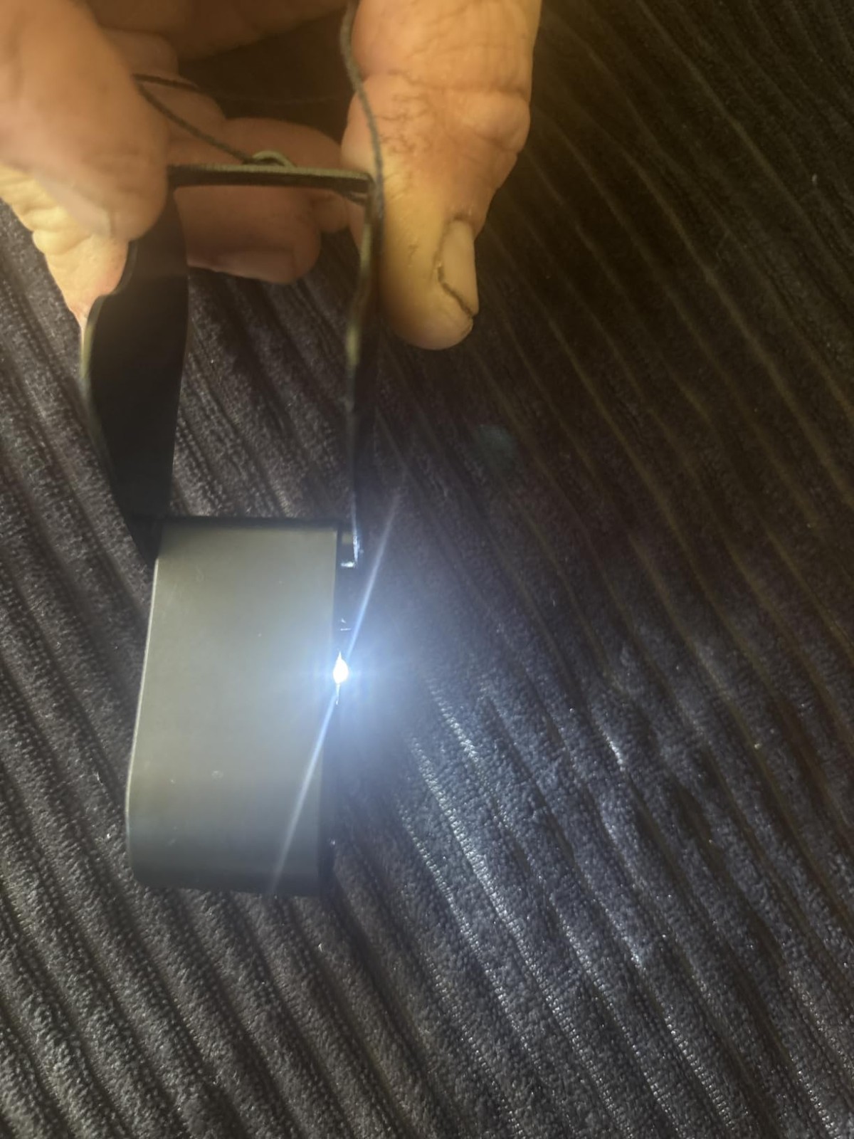 30X 60X LED Illuminated Jewelers Loupe – Portable Magnifier for Gems & Coins