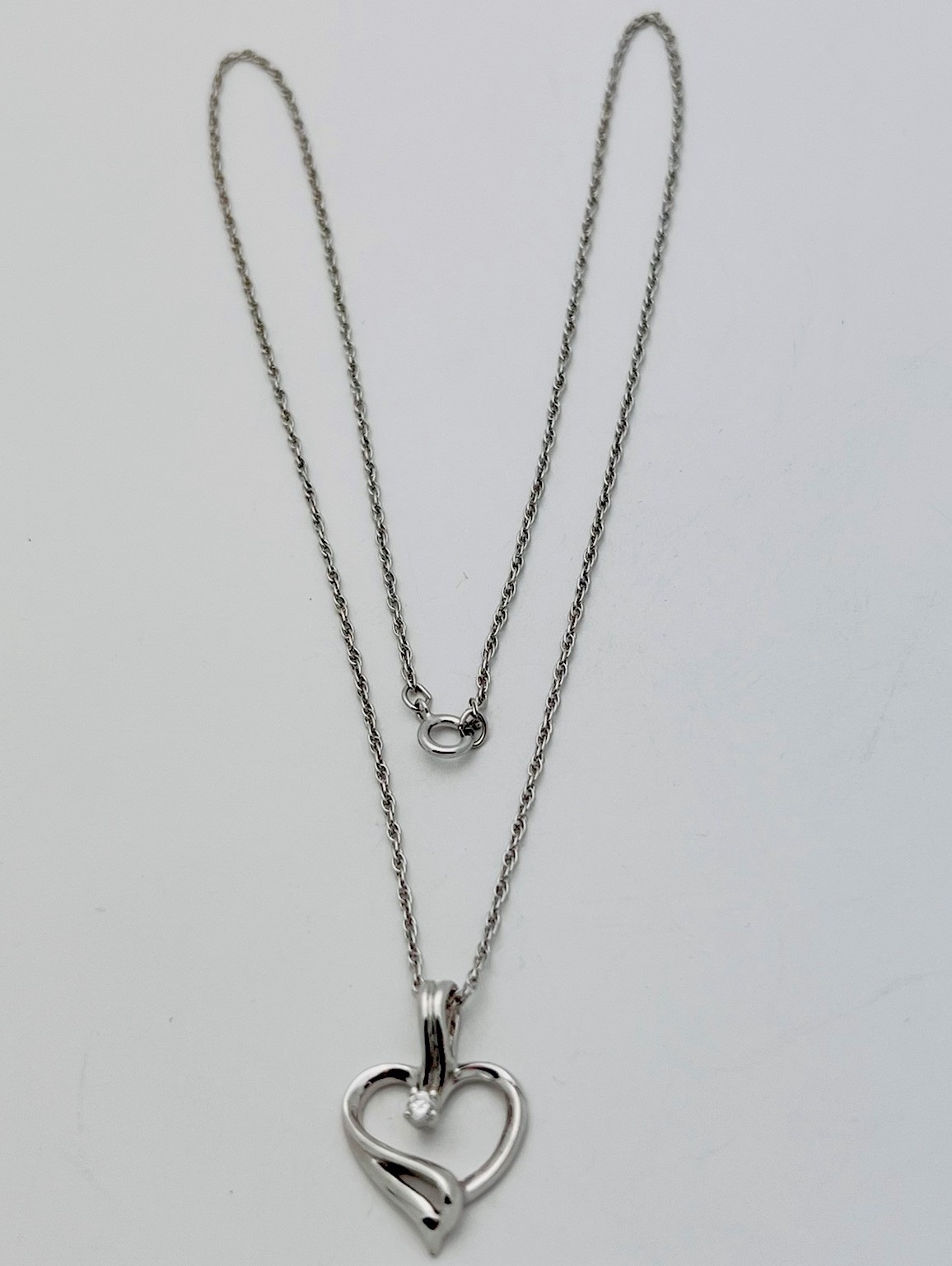 925 Sterling Silver 4.1 Gram CZ Heart Necklace 18”