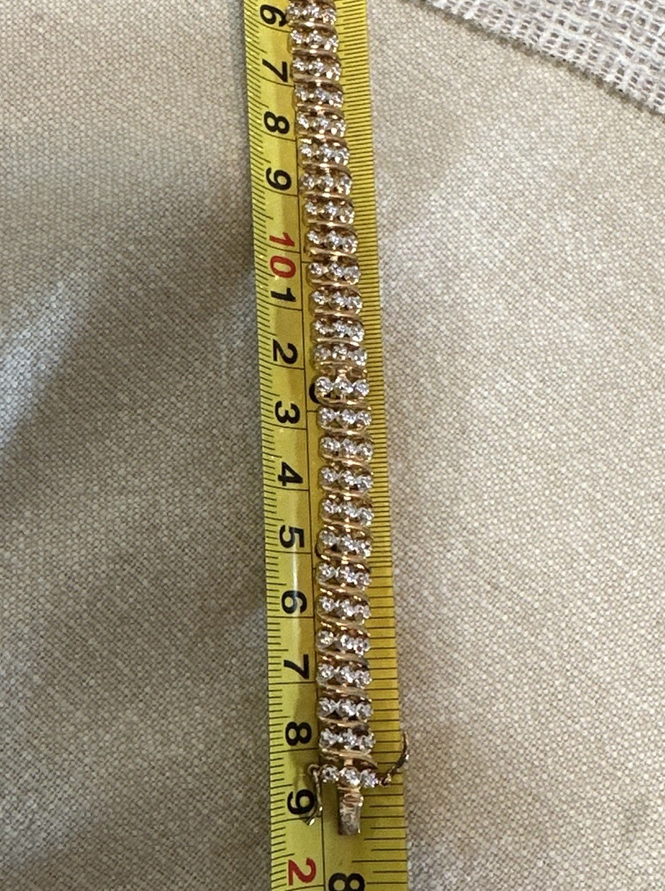 Beautiful Sterling Silver 925 Tennis Bracelet 9in 18.8g