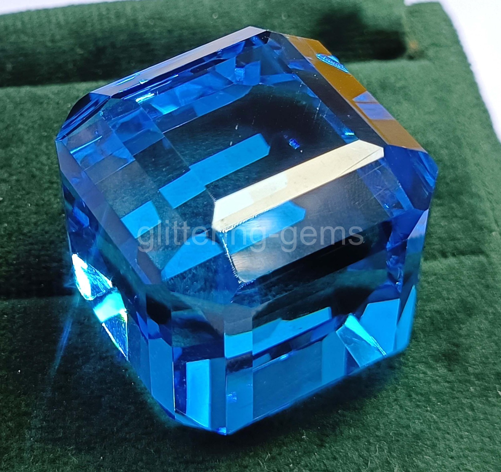 Natural 241.5 Ct Sri Lanka Blue Sapphire Cube Cut | IGL Certified Loose Gem 5JOR