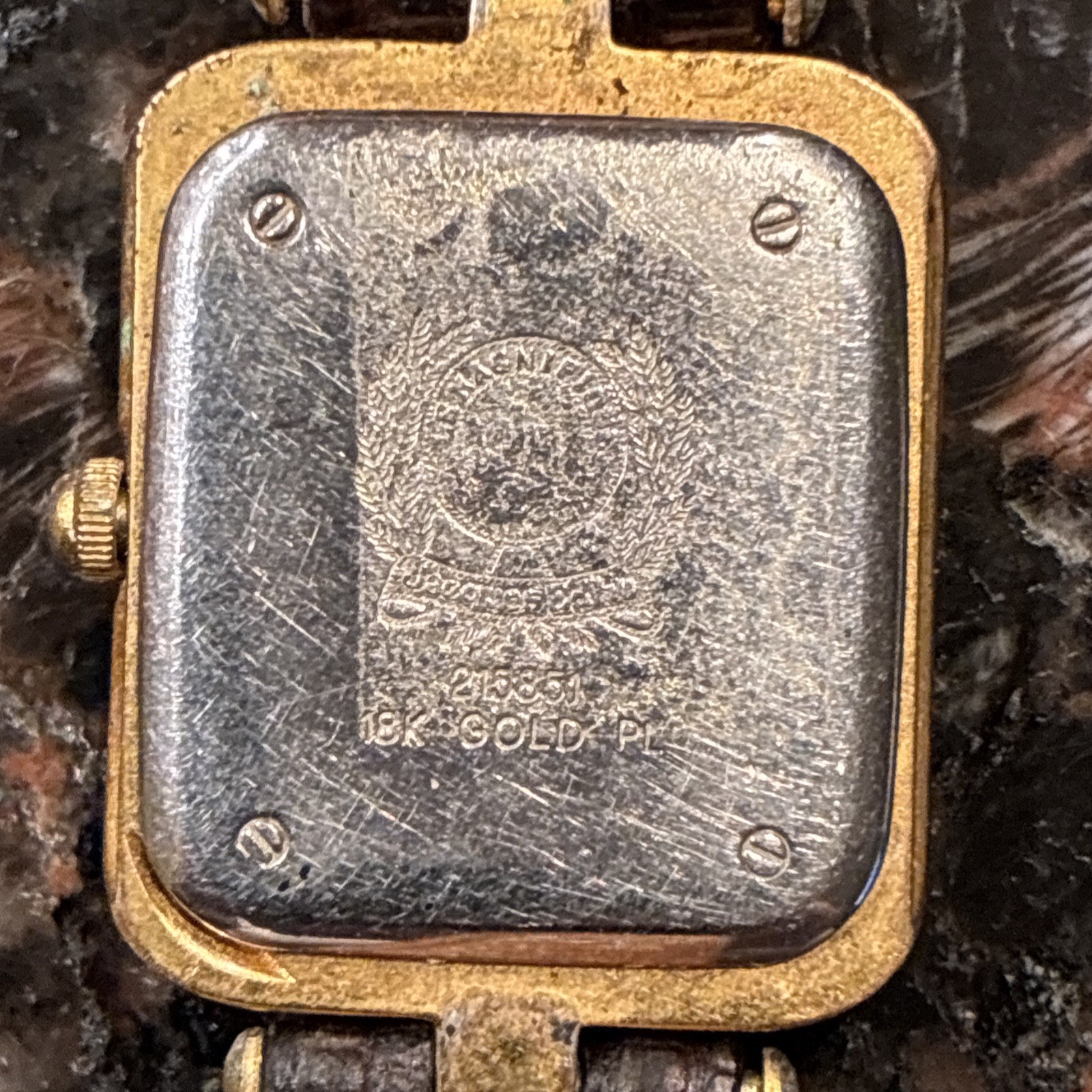 vintage Jacques Edho Paris lady tank style watch 18k gold plated 21585 Untested